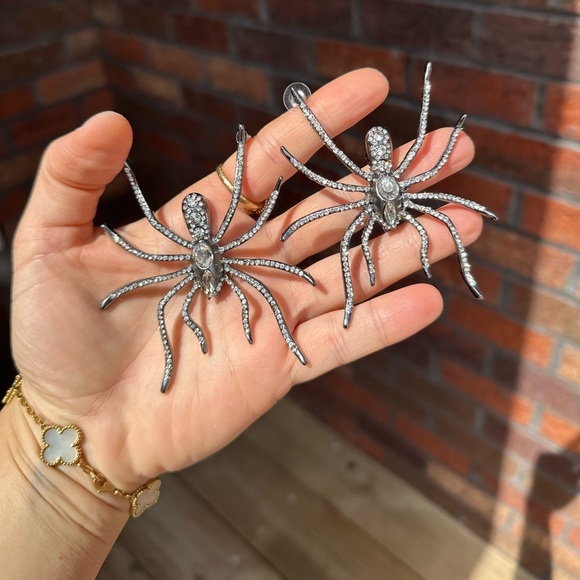 ZARA SPIDER RHINESTONE EARRINGS - Picture 5 of 10